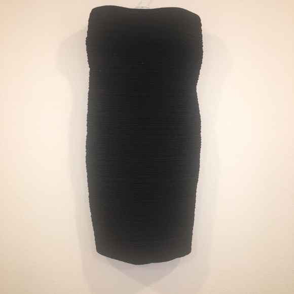 Cache Dresses & Skirts - Cache black detailed bodycon dress size 2